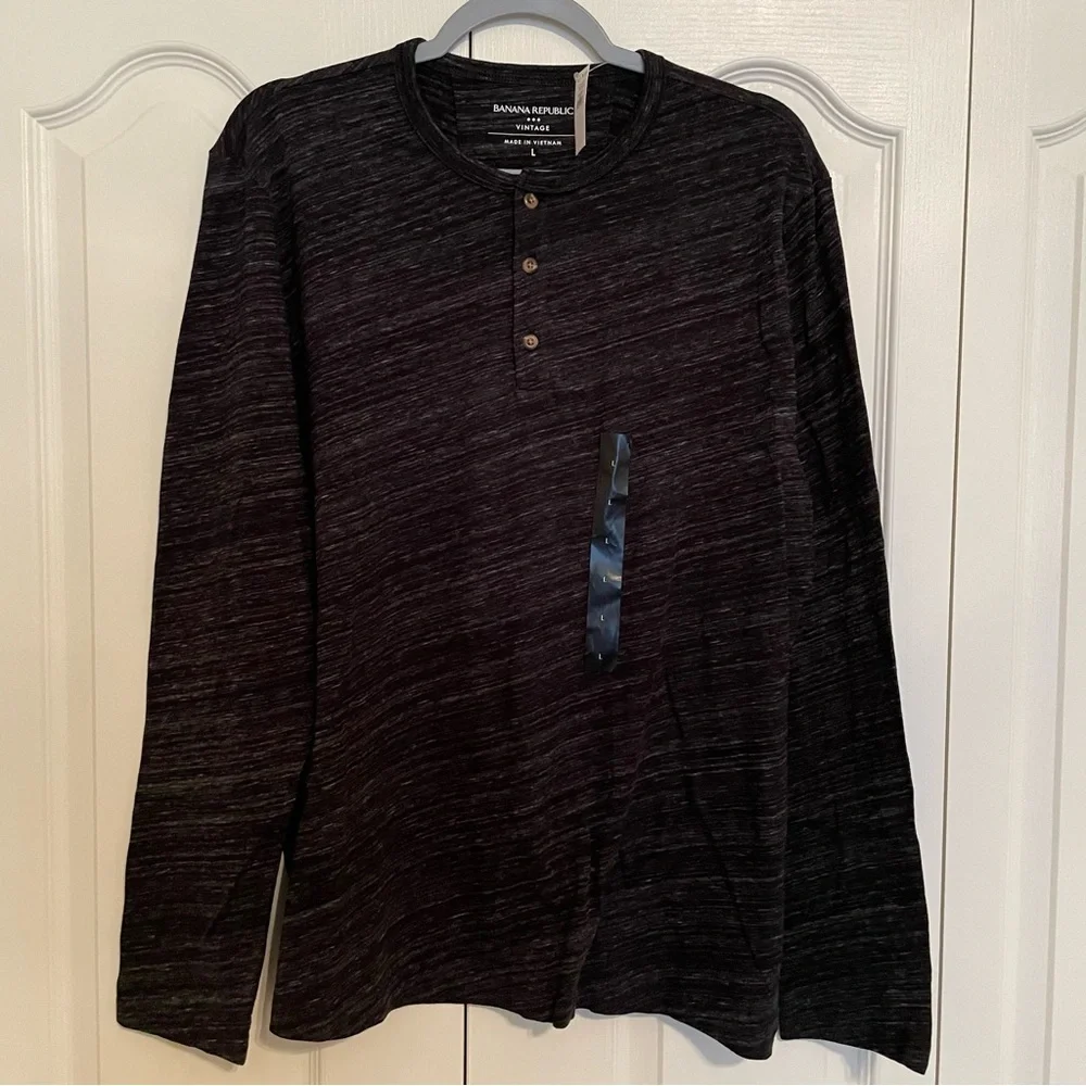 Banana Republic long-sleeve vintage style henley
